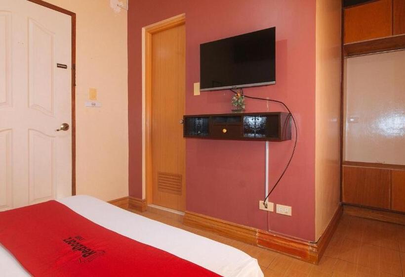 Reddoorz @ Farm Side Hotel Laoag City