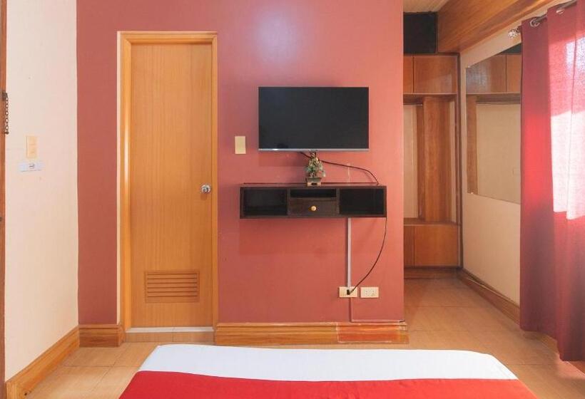 Reddoorz @ Farm Side Hotel Laoag City