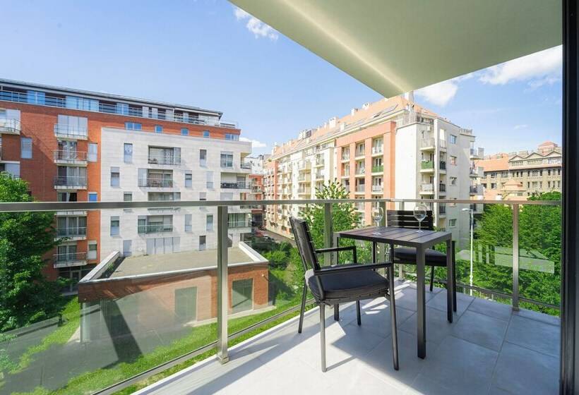 Spirit Apartments By Urbanrent