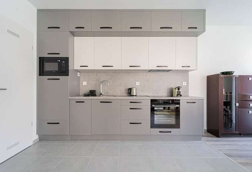 Spirit Apartments By Urbanrent