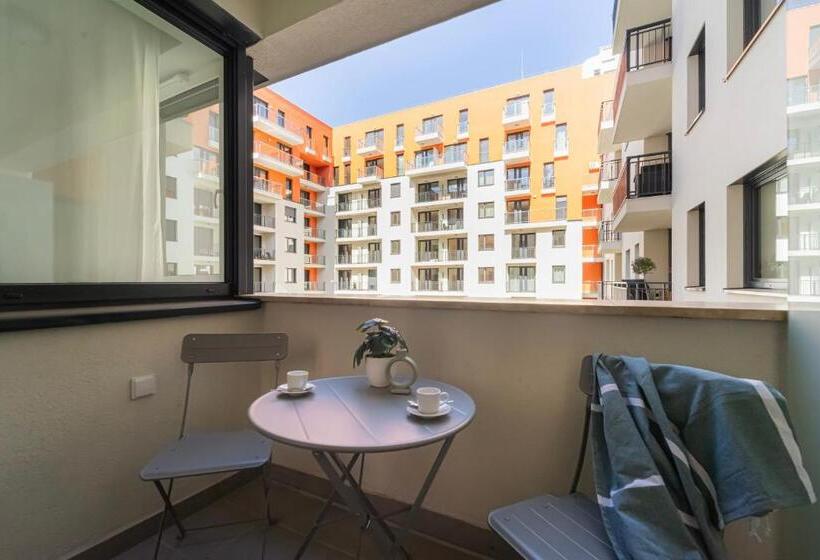 Spirit Apartments By Urbanrent