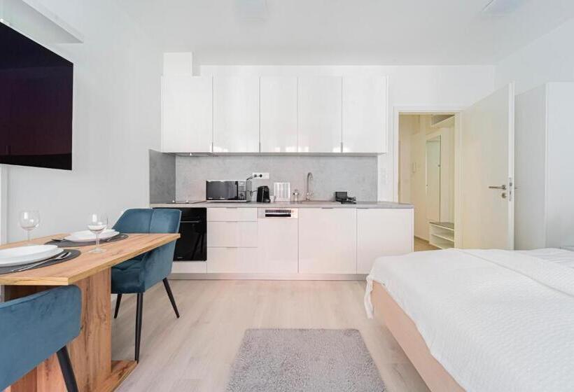 Spirit Apartments By Urbanrent