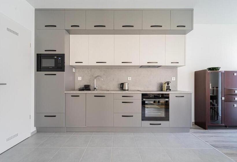 Spirit Apartments By Urbanrent