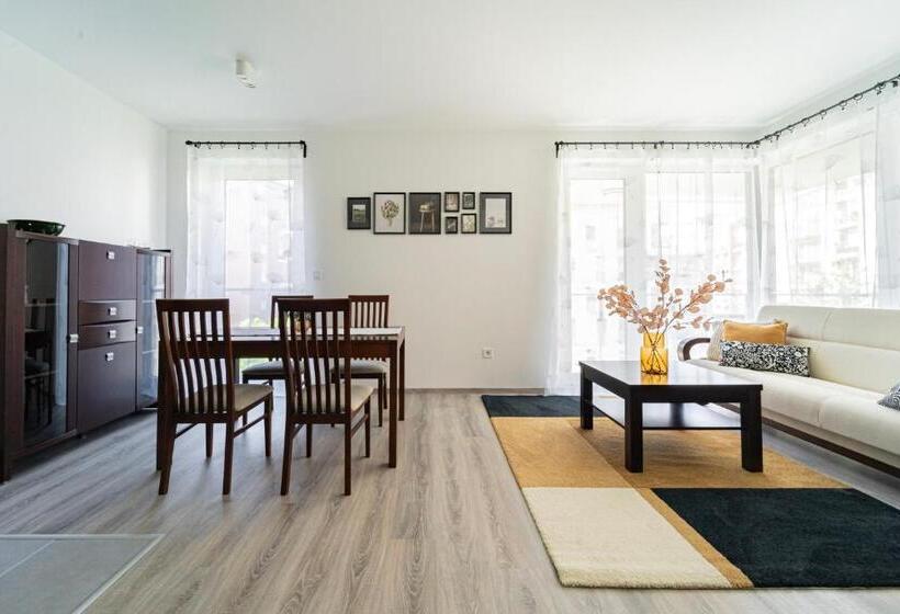 Spirit Apartments By Urbanrent