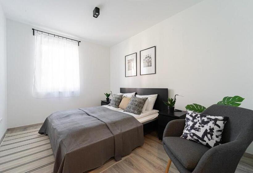 Spirit Apartments By Urbanrent