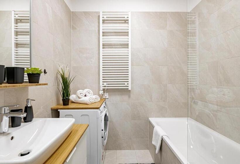 Spirit Apartments By Urbanrent