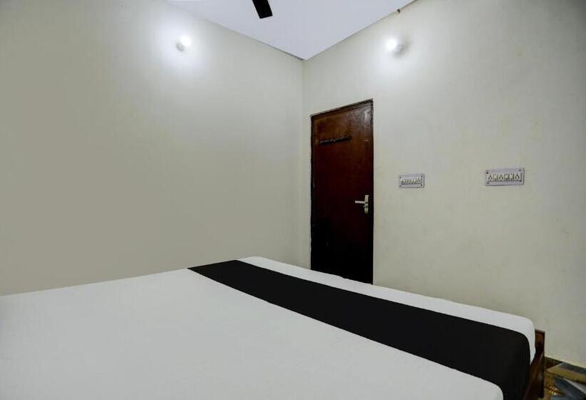 호텔 Spot On Swagat