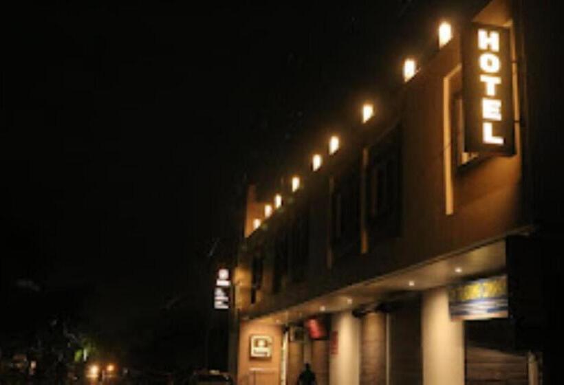 The Imperial Hotel And Convention Centre Kanpur