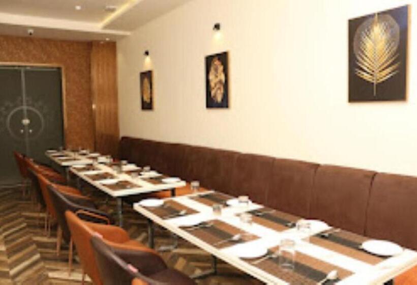 The Imperial Hotel And Convention Centre Kanpur