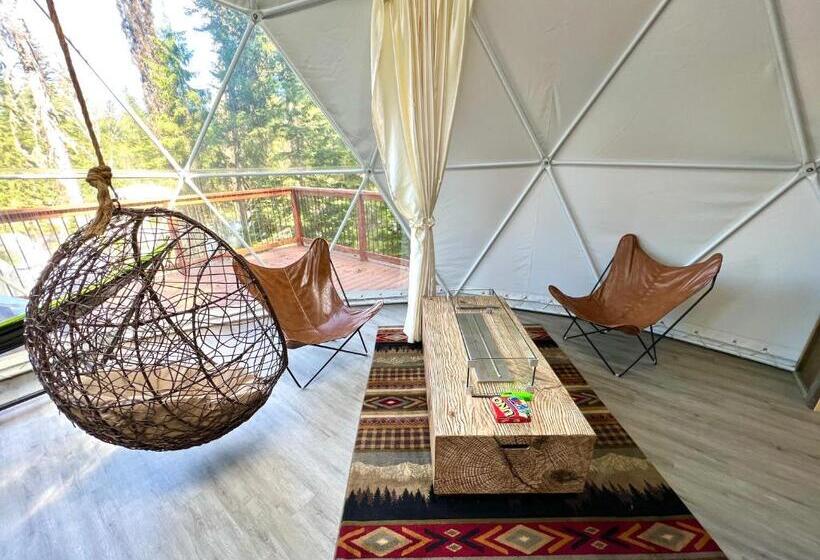 Triple G’s Resort   Geodome 4