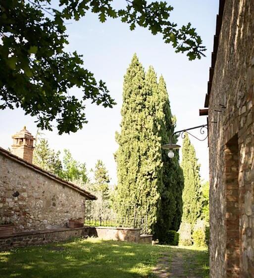 Agriturismo Monacianello   Fontebelvedere Wine Estate