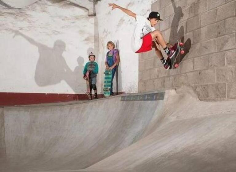 فندق صغير Camp Hillcrest Bunkhouse