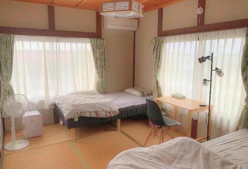 הוסטל Guest House Detarameso