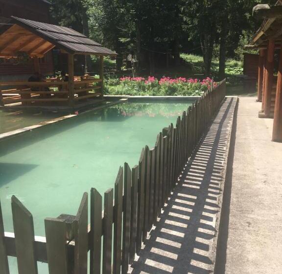 هاستل Mrestilište Vareš