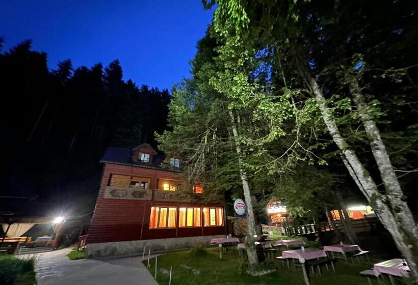 هاستل Mrestilište Vareš