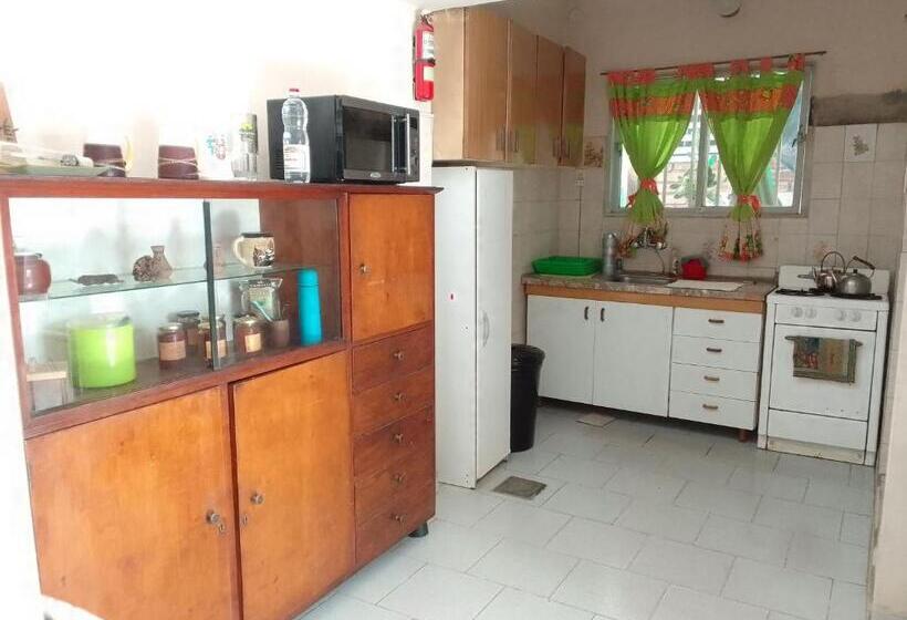 فندق صغير Rhombus Hospedaje Y Habitaciones