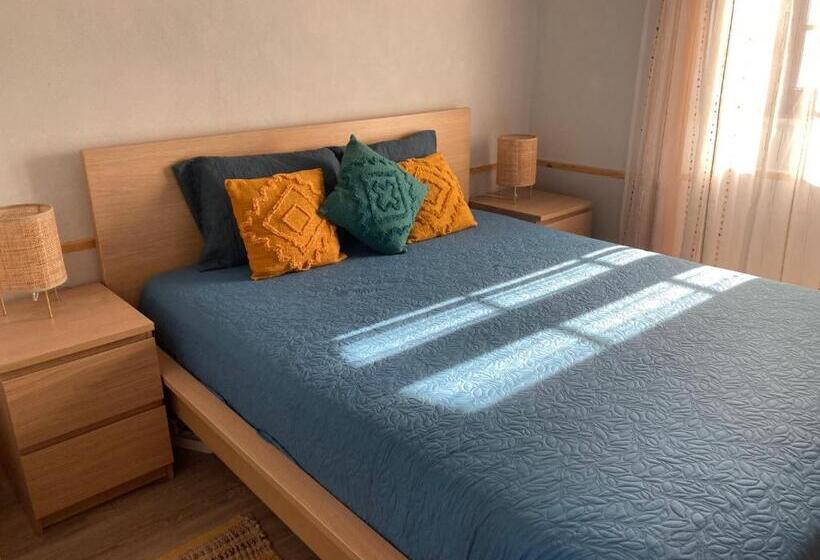 Bed and Breakfast A Casa Amarela Guesthouse