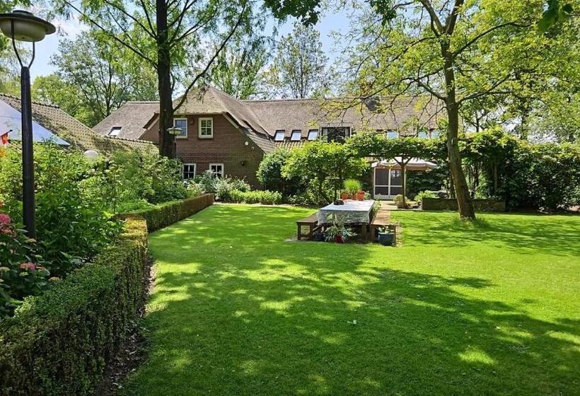 تختخواب و صبحانه Hoeve Bij Vosselen