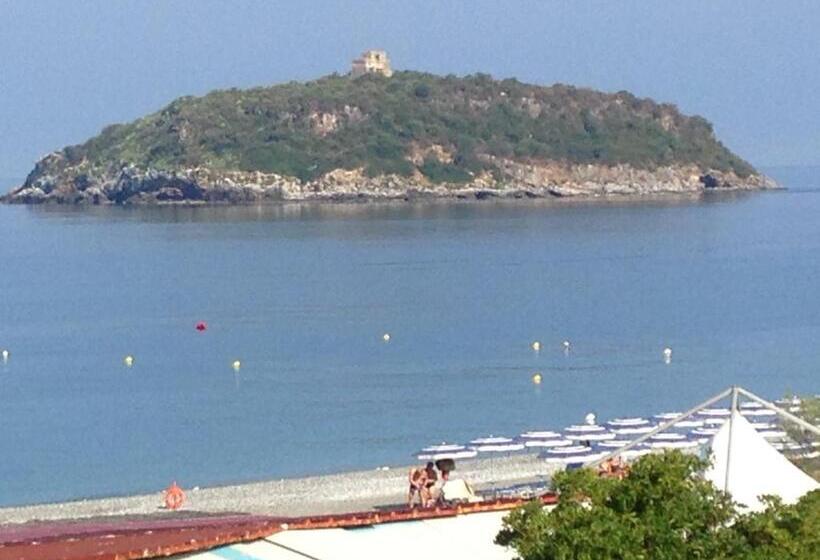 تختخواب و صبحانه Il Diamante Sul Mare