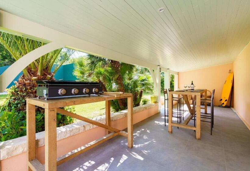 تختخواب و صبحانه La Conciergerie Biarritz