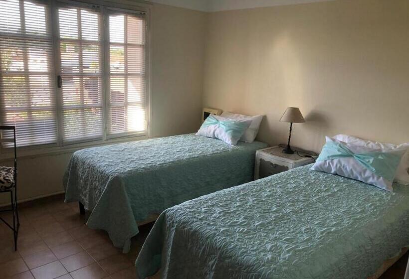 ベッドアンドブレックファースト Las Marias