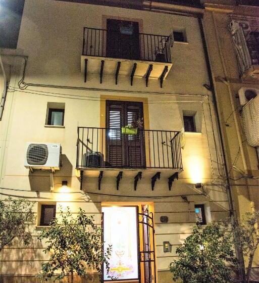 مبيت وإفطار New La Lanterna Di Bachi