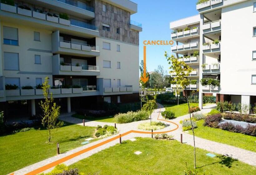 مبيت وإفطار New Living Milano