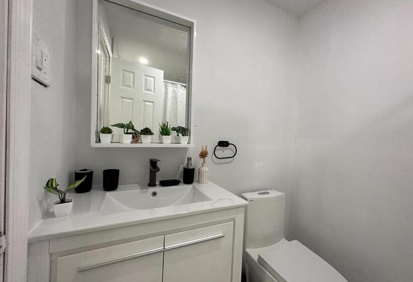 مبيت وإفطار Private Suite Close To Kendall Hospital And Fiu