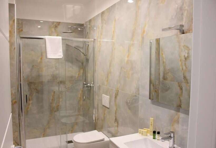 تختخواب و صبحانه Sunset Guest House