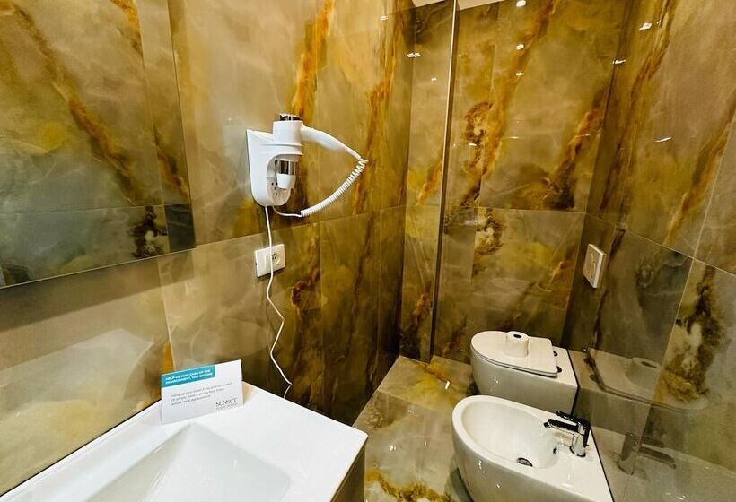 تختخواب و صبحانه Sunset Guest House