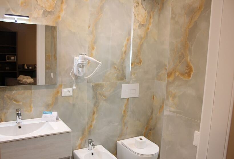 تختخواب و صبحانه Sunset Guest House