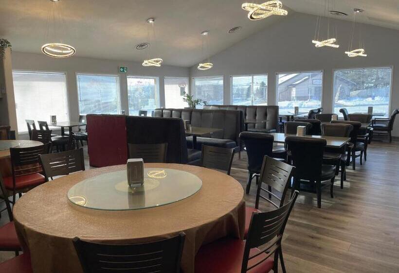 مبيت وإفطار The 22