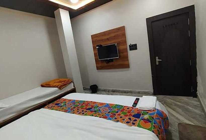 Fabhotel Shiva Grand