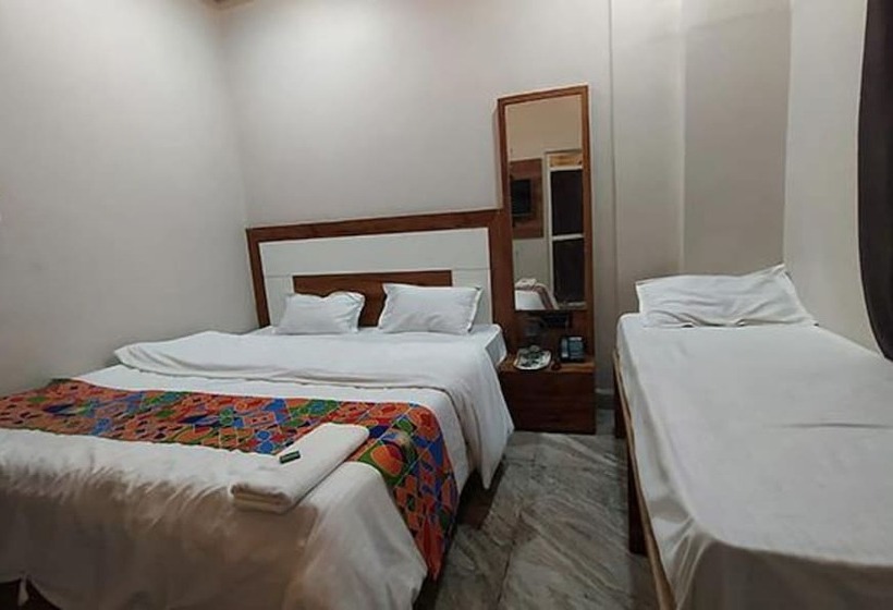 Fabhotel Shiva Grand