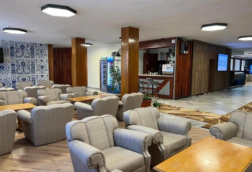 فندق почивна база орлица