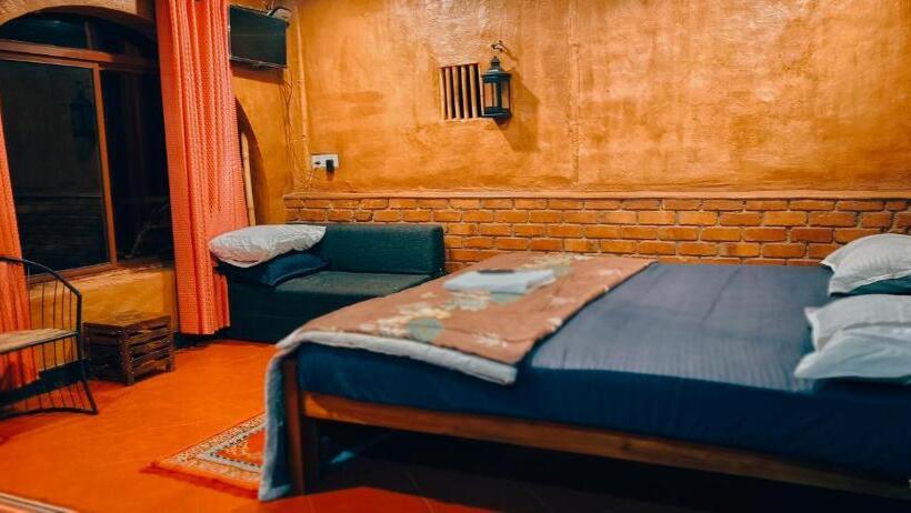 酒店 Angels Nest Home Stay 2 Acra Private Plantation Balconey Sunrice View Near Ngarhole Wild Life , Kuru