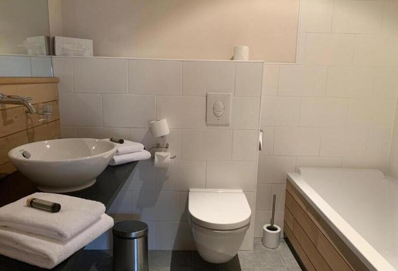 Отель Chateau Jemeppe