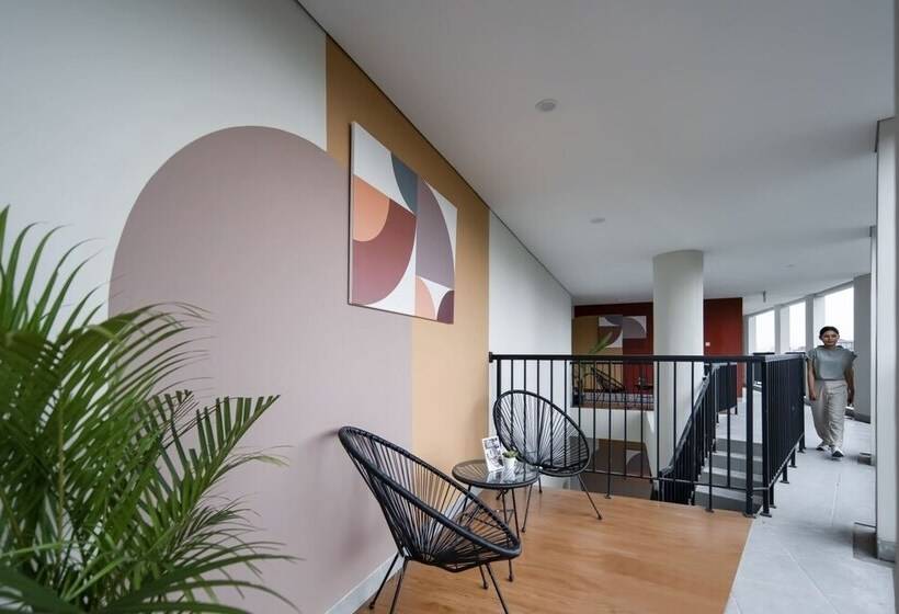 ホテル Cove Nawaprita