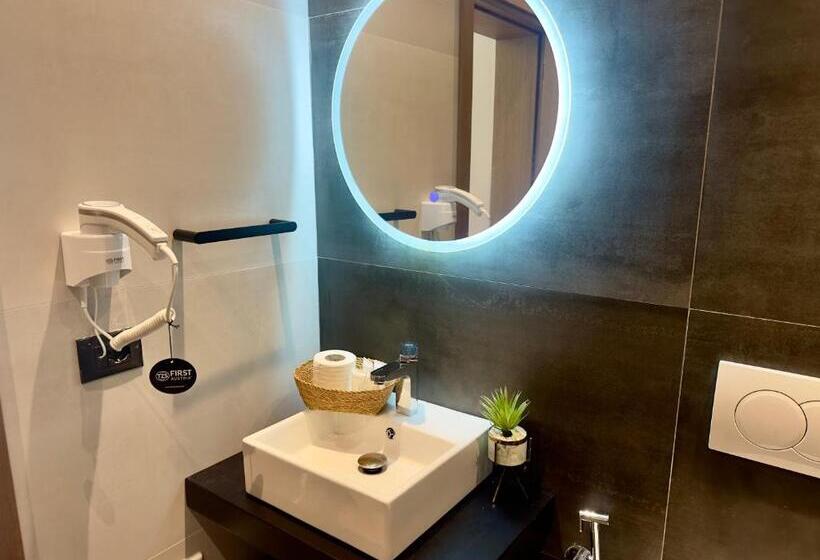 호텔 Elmar Comfort