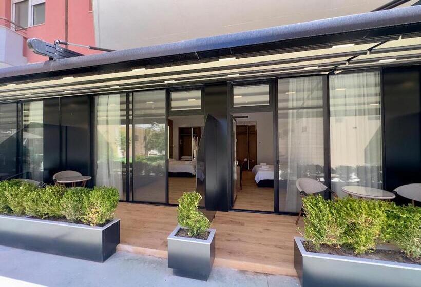 호텔 Elmar Comfort