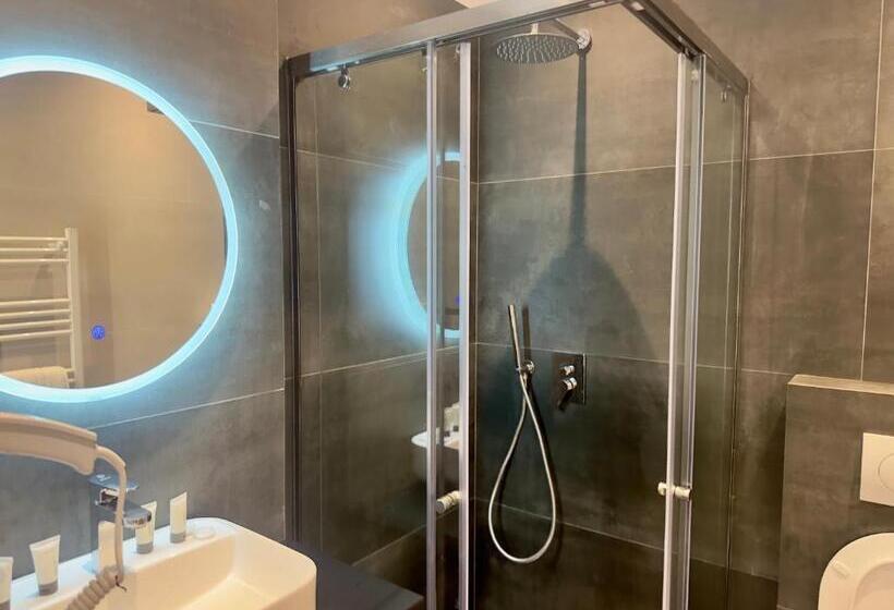 호텔 Elmar Comfort