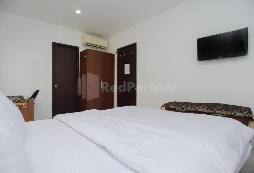 Отель Green Residence 25 Syariah Karawaci Redpartner