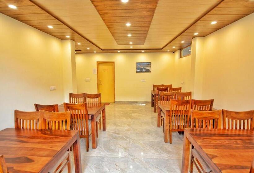 ホテル Hilly Bee, Manali