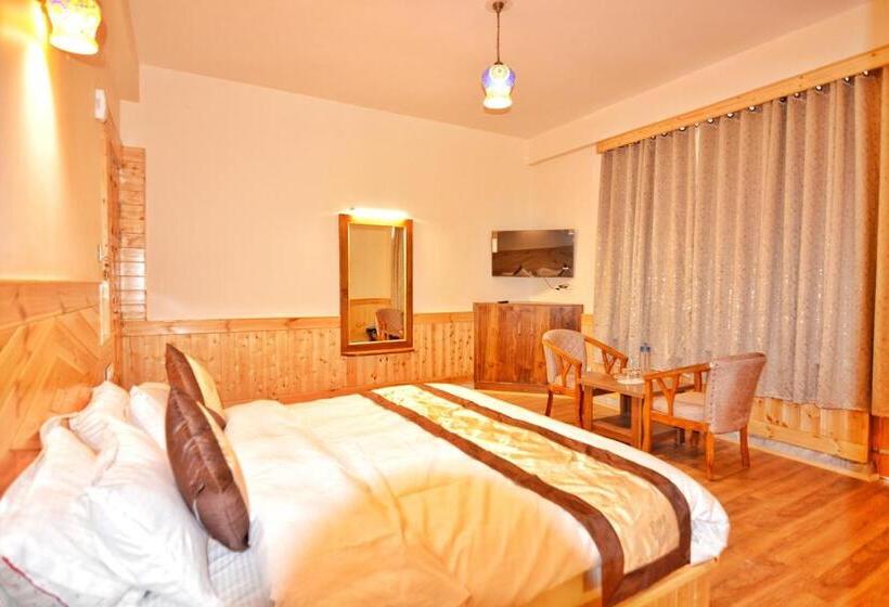 ホテル Hilly Bee, Manali