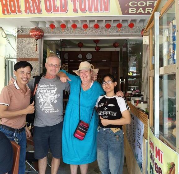 هتل Hoian Old Town Hostel