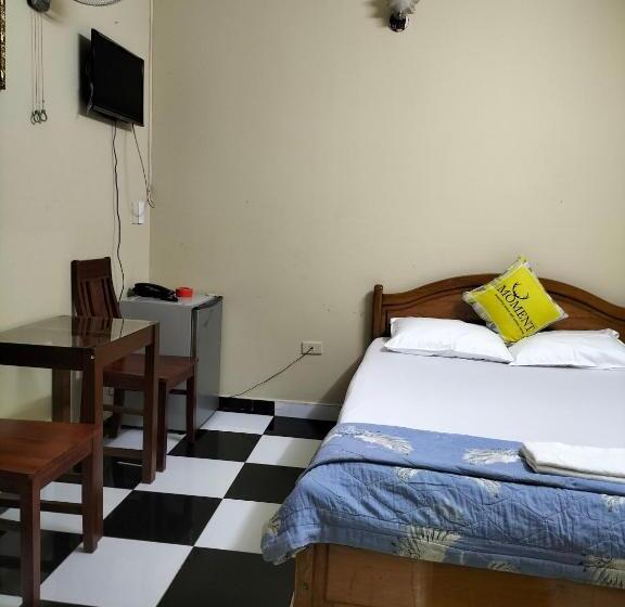 هتل Khách Sạn Hồng đào