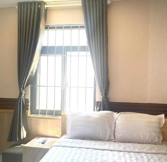 هتل Khách Sạn Metro Ban Mê