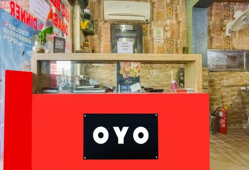 בית מלון כפרי Midcity Guest House