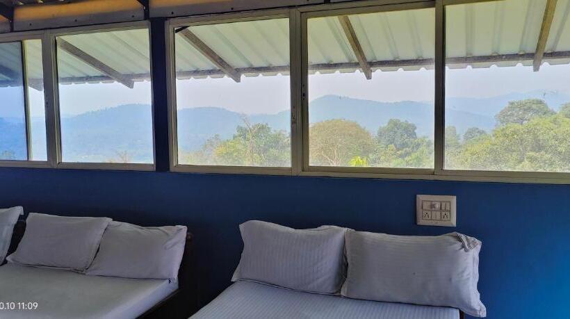 בית מלון כפרי Mountain View Villas Of Coorg
