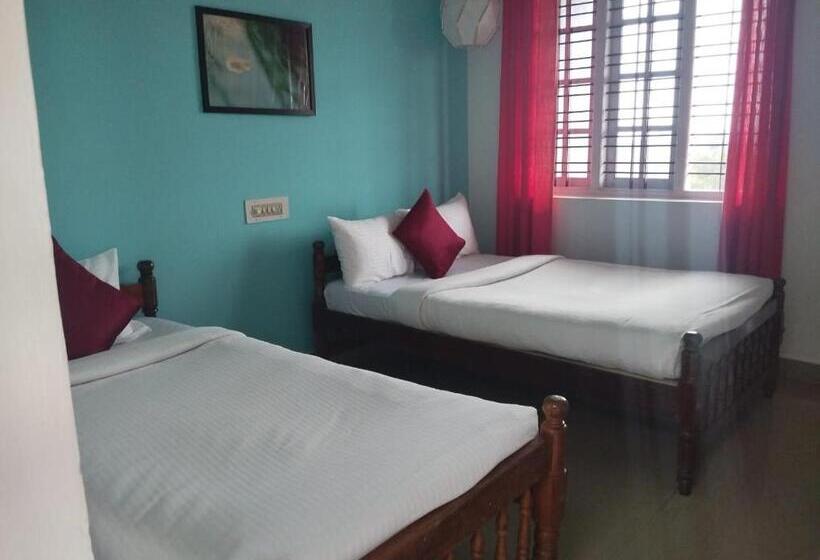 בית מלון כפרי Mountain View Villas Of Coorg